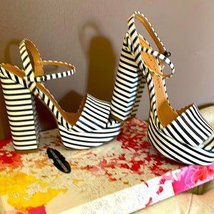 Chinese Laundry Abie Sandals